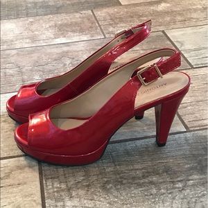 Antonio Melani red leather platform heels size 7